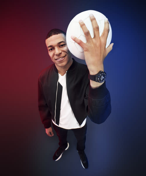 Kylian Mbapp wearing the Hublot Big Bang E UEFA EURO 2020