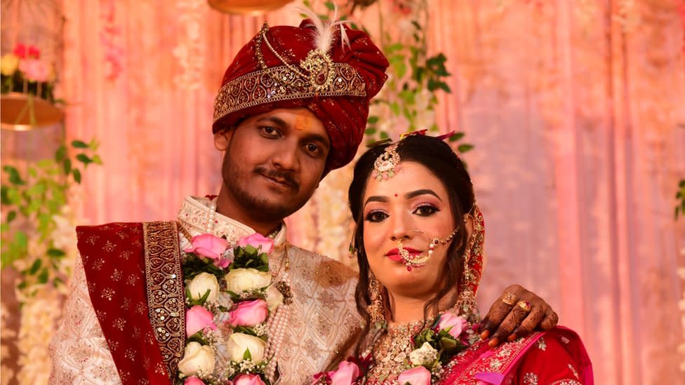 Anshu and Anshika Kesarwani at their wedding