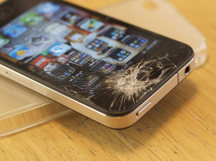 cracked iPhone