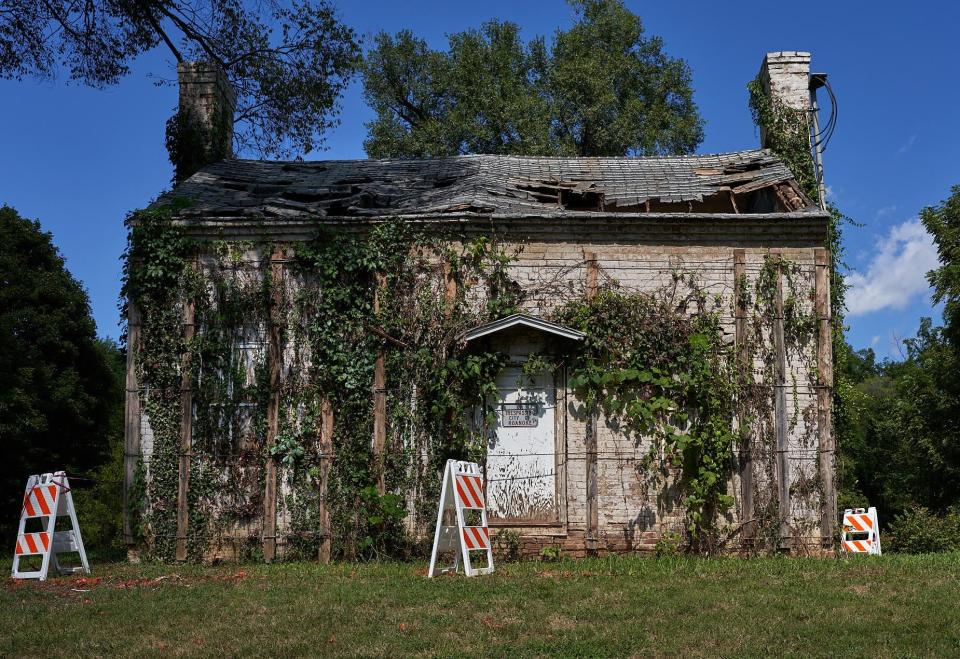 An image of Washington Park Caretaker's Cottage in Roanoke, Virginia shared on the Abandoned in Virginia public Facebook group in November 2023.