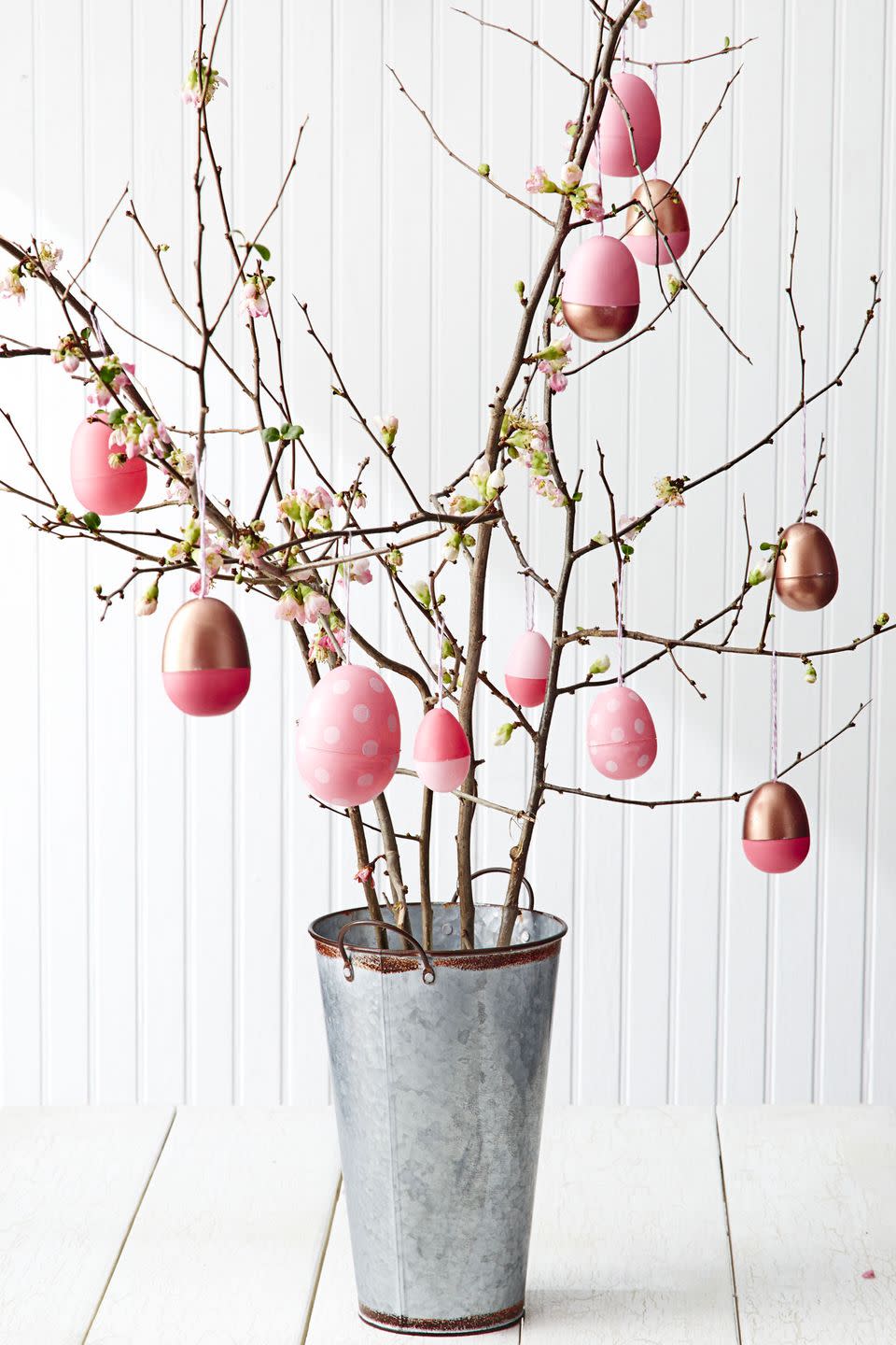 8) Dogwood Easter Tree