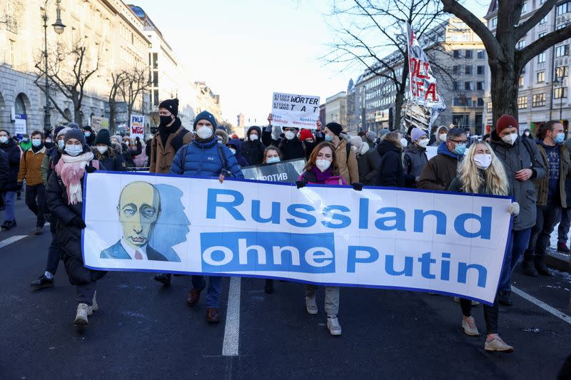 Rally to demand the release of Russian opposition leader Alexei Navalny in Berlin