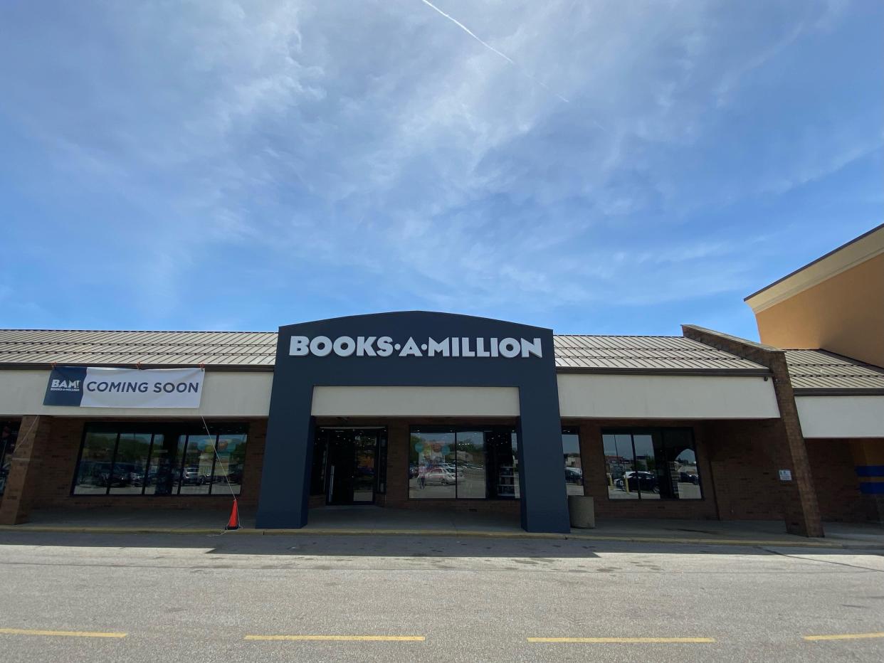 Books-A-Million Cuyahoga Falls opened in its new location Monday at 392 Howe Ave. in The Plaza at Chapel Hill Shopping Center.