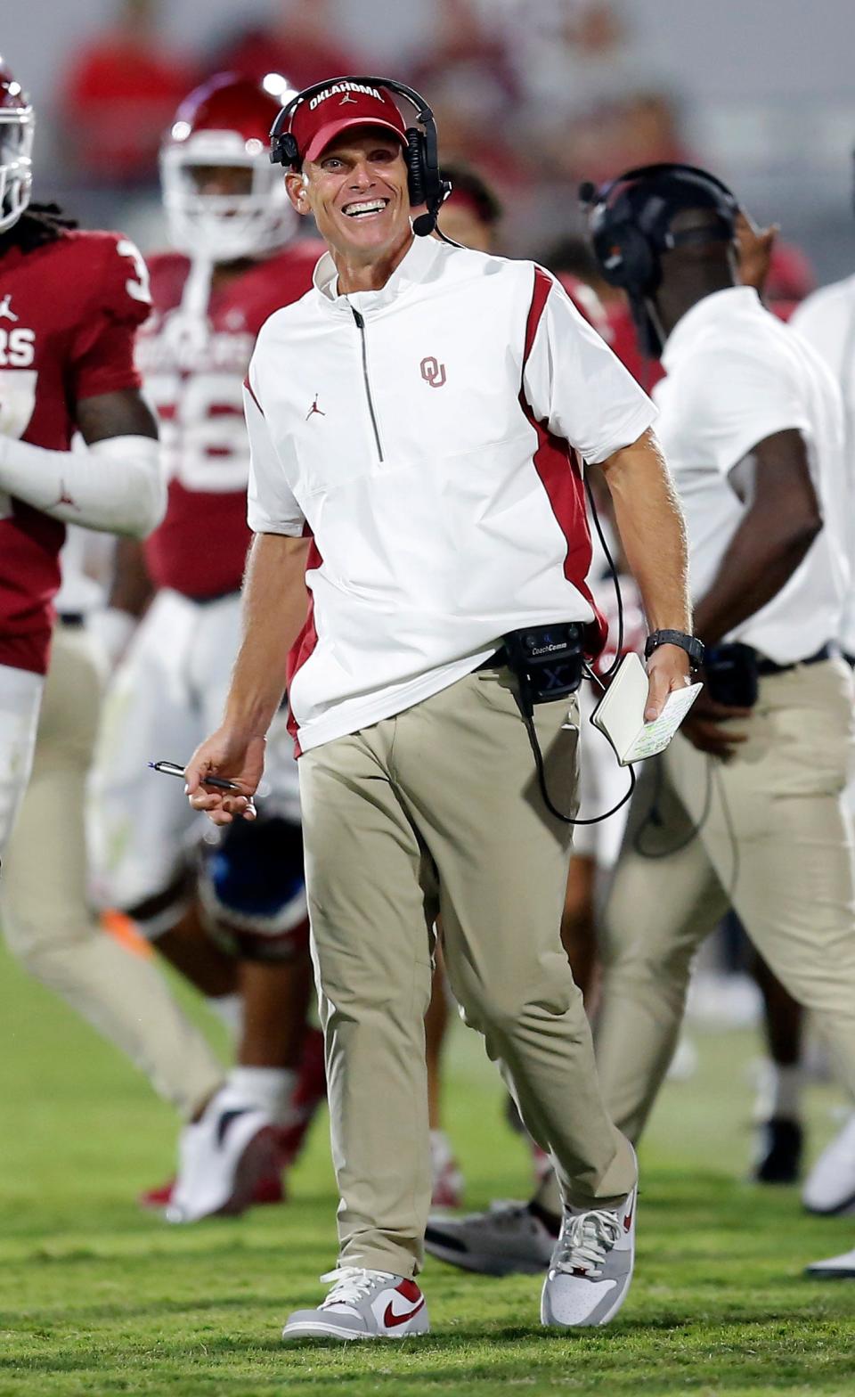 Oklahoma head football coach Brent Venables reacts during the college football game between the University of Oklahoma and the Kent State Golden Flashes at the Gaylord Family Oklahoma Memorial Stadium in Norman, Okla., Saturday, Sept., 10, 2022. 