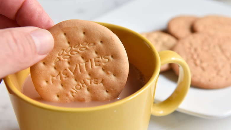 English tea biscuit and tea