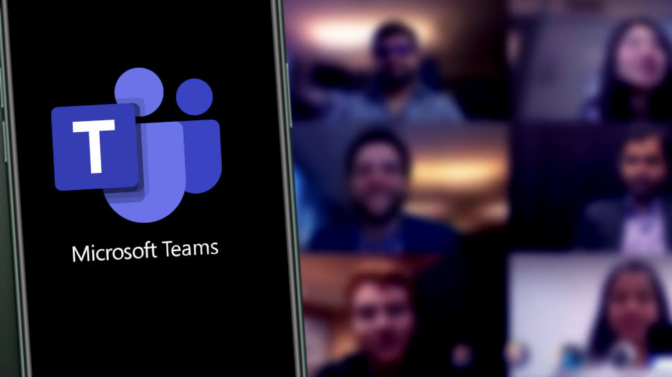  Microsoft Teams meeting on PC with phone. 