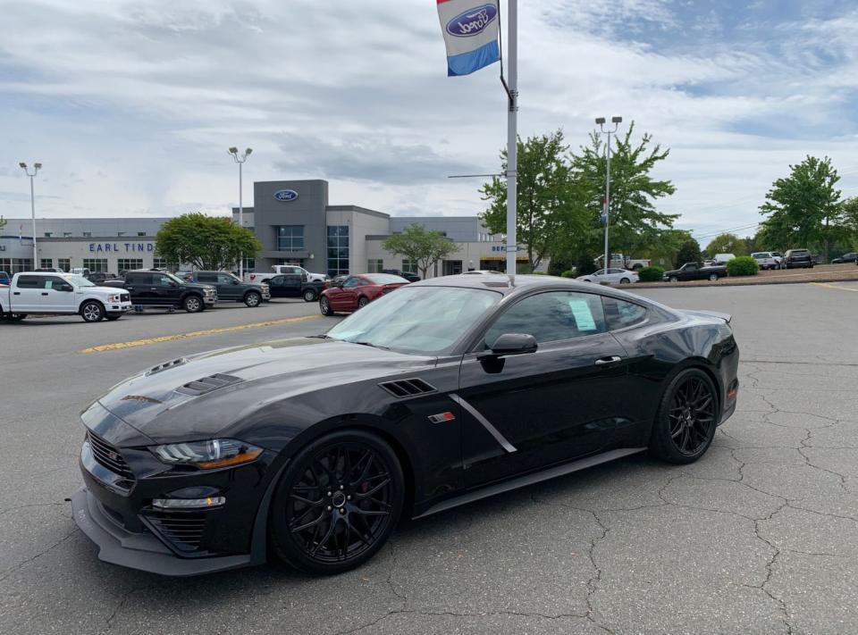 Sharp styling makes this Mustang that much more enticing.