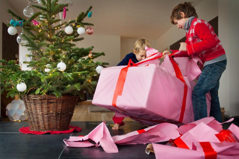 Wie viel sollte man zu Weihnachten wirklich ausgeben? Foto: Getty