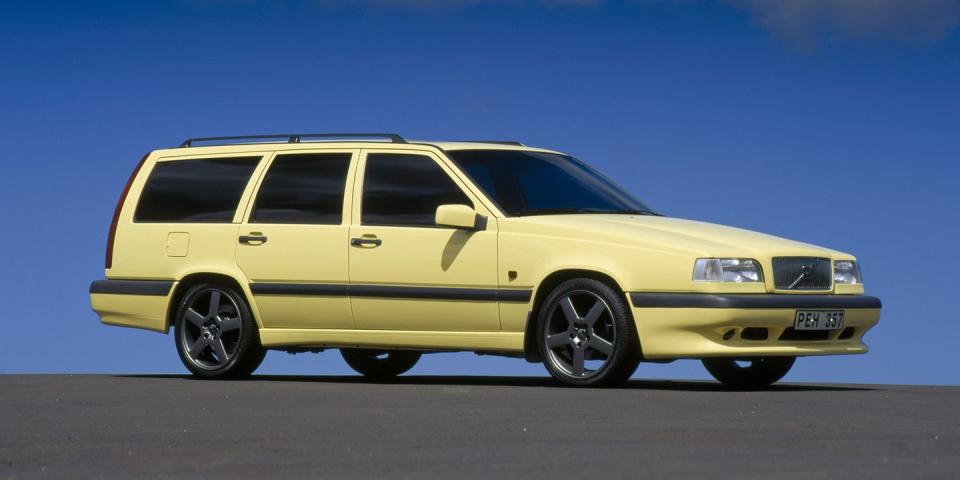 Land vehicle, Vehicle, Car, Volvo cars, Volvo 850, Full-size car, Automotive design, Automotive wheel system, Volvo v70, Sedan, 