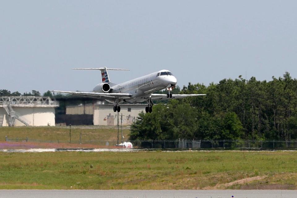 Tallahassee’s airport was minimally affected by a computer glitch at the Federal Aviation Administration that grounded flights across the country Wednesday morning.