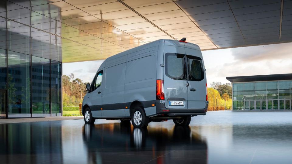 2025 mercedes benz esprinter rear