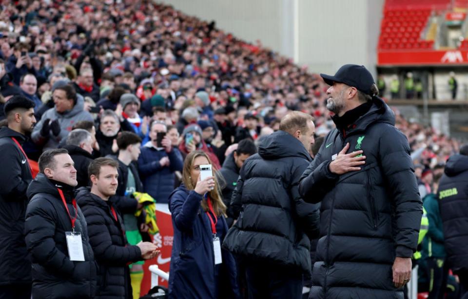 Klopp acknowledges the Anfield crowd (Getty Images)