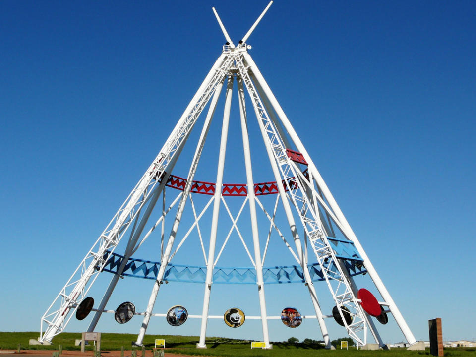 Este tipi recuerda el pasado indígena de Medicine Hat (candycanedisco – Flickr CC)