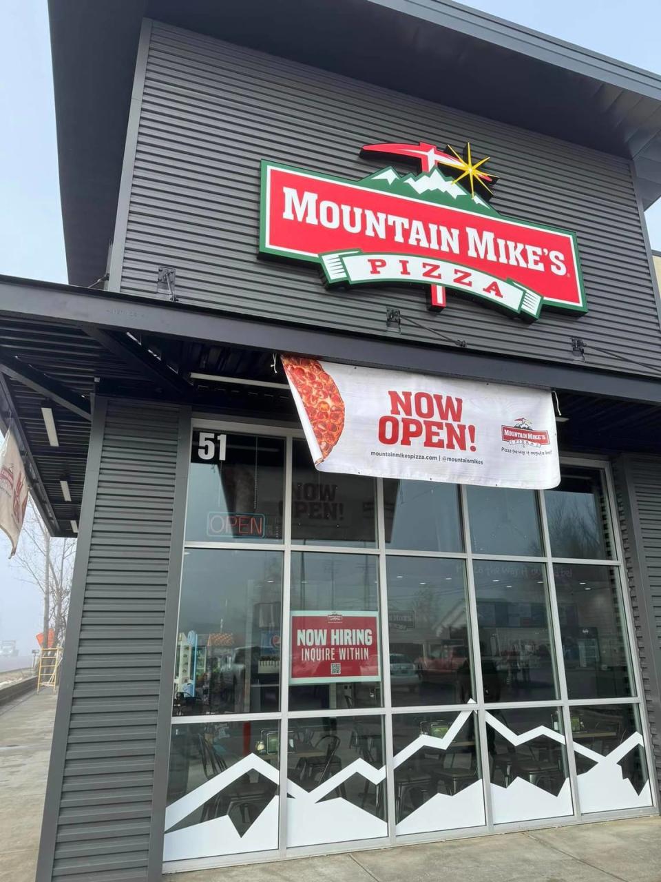The second Idaho location of Mountain Mike’s Pizza is serving Star.