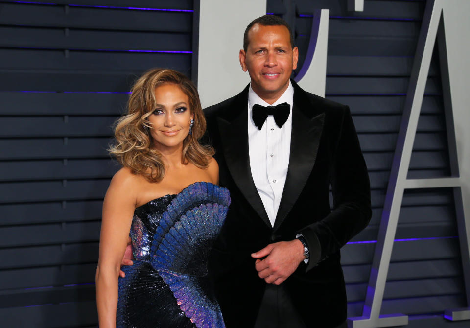 Jennifer Lopez and Alex Rodriguez attend the 2019 Vanity Fair Oscar Party on February 24, 2019. (Photo: JEAN-BAPTISTE LACROIX/AFP/Getty Images)