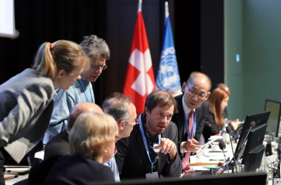 <a href="https://enb.iisd.org/media/consultations-during-plenary-ipcc58-17mar2023-photo" rel="nofollow noopener" target="_blank" data-ylk="slk:IISD/ENB;elm:context_link;itc:0;sec:content-canvas" class="link ">IISD/ENB</a>