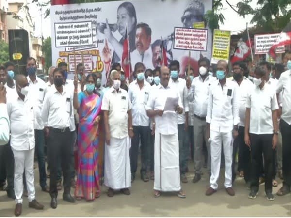 AIADMK protest against DMK state wide