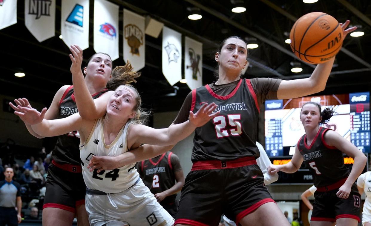 Brown's Alyssa Moreland, right, shown in a Nov. 29 game vs. Bryant, had 14 points in Tuesday's win over UMass Lowell.