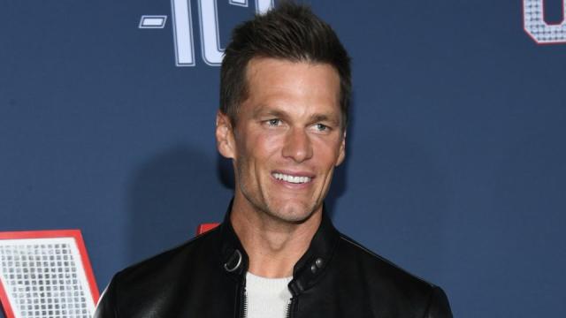 Tom Brady Agrees to Buy Minority Stake in Raiders – NBC Connecticut