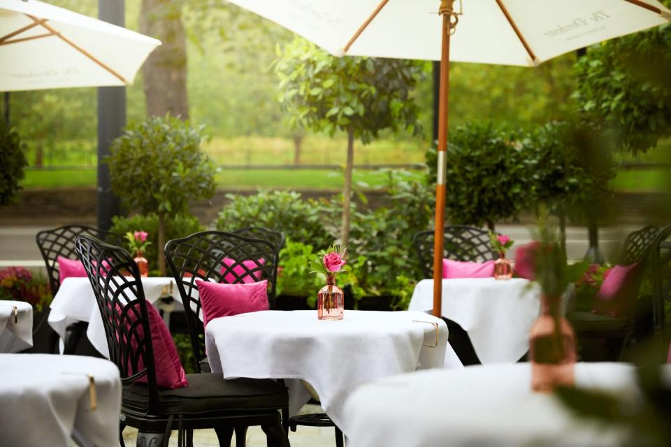 20) The Terrace Garden At The Dorchester, Mayfair