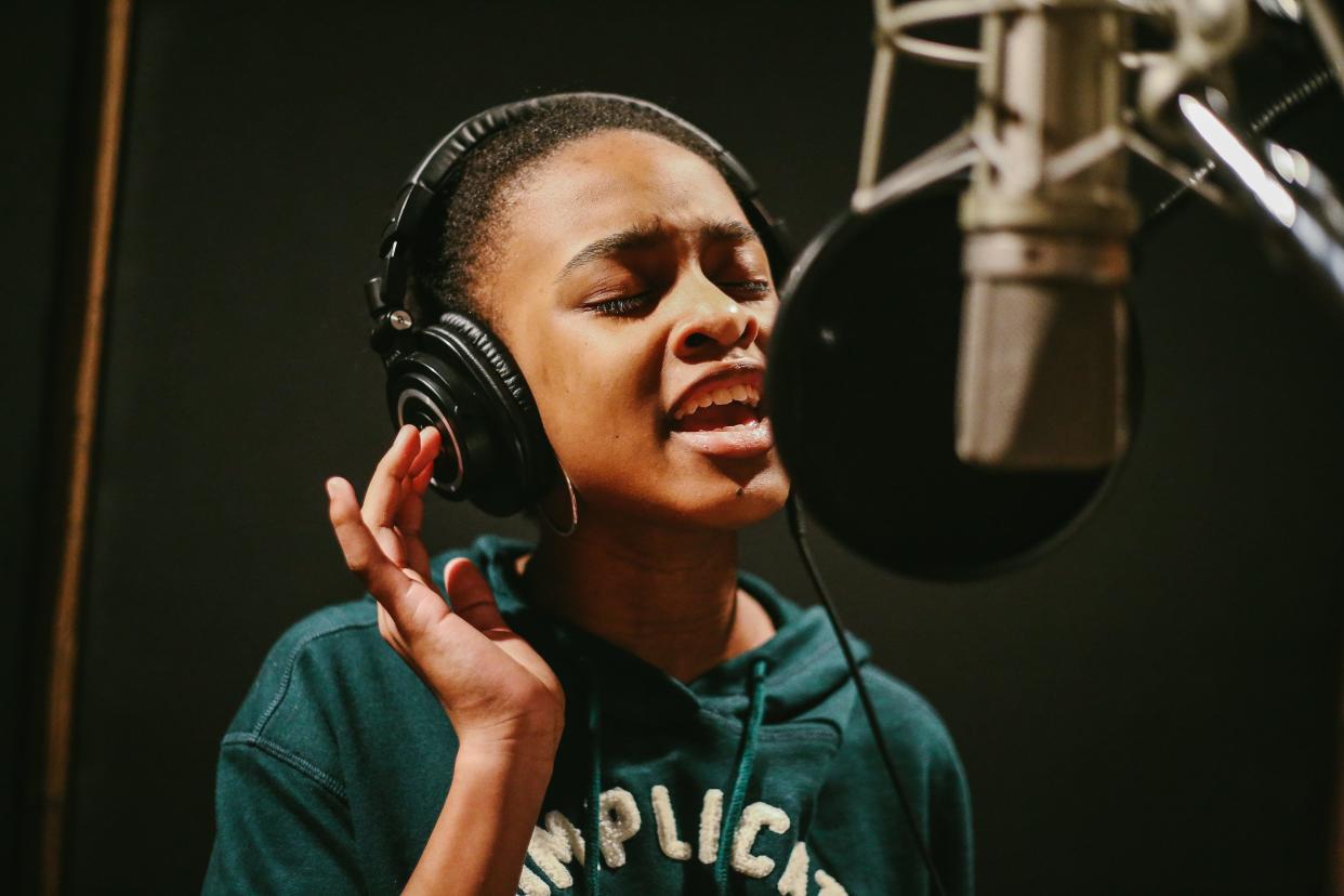 In 2019, Girls Write Nashville, a nonprofit that empowers Nashville youth through mentorship, songwriting, production and artistic community, received a $50,000 grant from A Community Thrives.