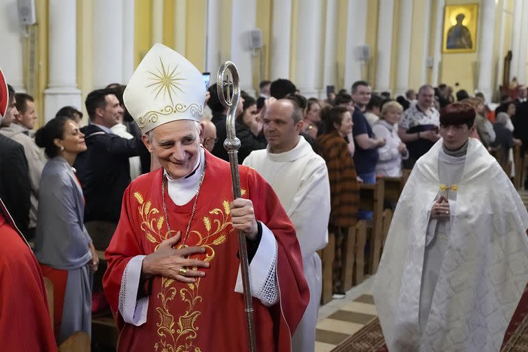 El cardenal Matteo Zuppi, en una misa en Moscú. (AP/Alexander Zemlianichenko, file)