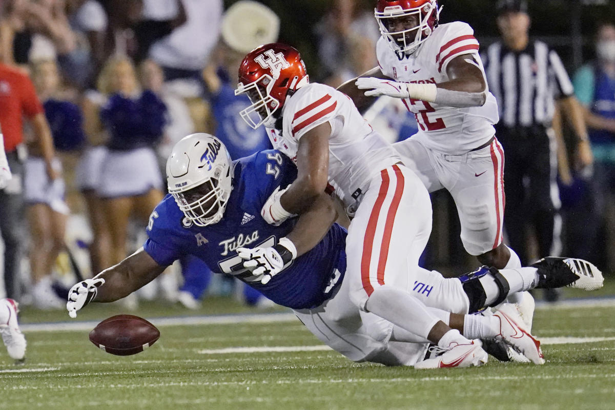 Tulsa Football on X: Congratulations Tyler Smith (@Tee_sizzle_ ) on the  24th pick of the @NFLDraft going to @dallascowboys!   / X