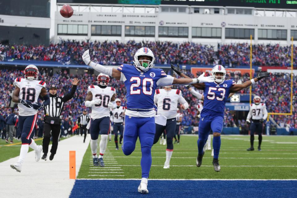 Nyheim Hines scores one of his two kickoff return touchdowns against the New England Patriots on Sunday, Jan. 8, 2023.