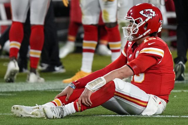 Patrick Mahomes' Late Slide Costs Chiefs Bettors Millions Against Spread