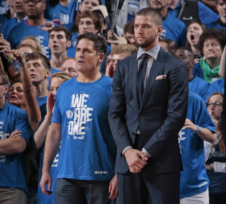 Chandler Parsons (right) and Mark Cuban's bromance ended in bitter divorce. (Getty Images)