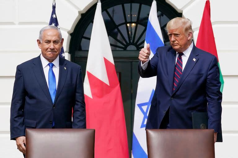 ARCHIVO - El primer ministro israelí Benjamin Netanyahu y el presidente estadounidense Donald Trump durante una ceremonia en la Casa Blanca, en Washington, el 15 de septiembre de 2020
