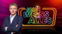 Lange Zeit war Jörg Pilawa das Aushängeschild der ARD-Unterhaltung, neben Quiz-Shows im Vorabend-Programm moderiert er auch weiterhin Samstagabendshows wie "Ich weiß alles!" (Bild). Seit kurzem ist er auch wieder bei SAT.1 zu sehen: als Gastgeber von "Quiz für dich". (Bild: ARD/NDR/Thomas Leidig/Montage)