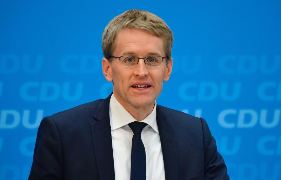 Daniel Günther will Asylbewerbern auch nach einer Ablehnung den ‚Spurwechsel‘ auf den Arbeitsmarkt ermöglichen. (Bild: JOHN MACDOUGALL/AFP/Getty Images)