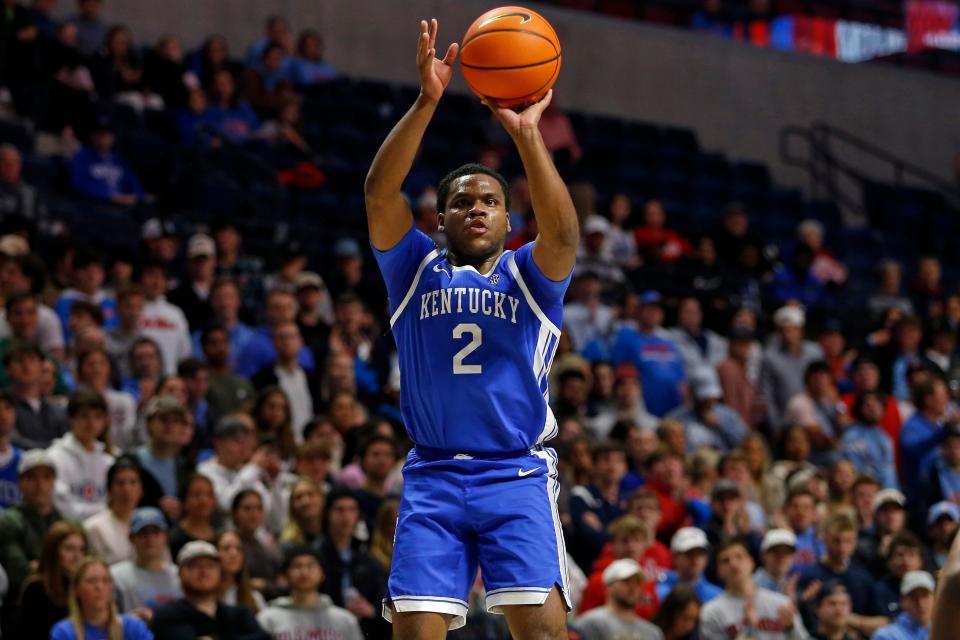 UK guard Savhir Wheeler puts up a shot in January 2023 against Ole Miss. He now plays at Washington.