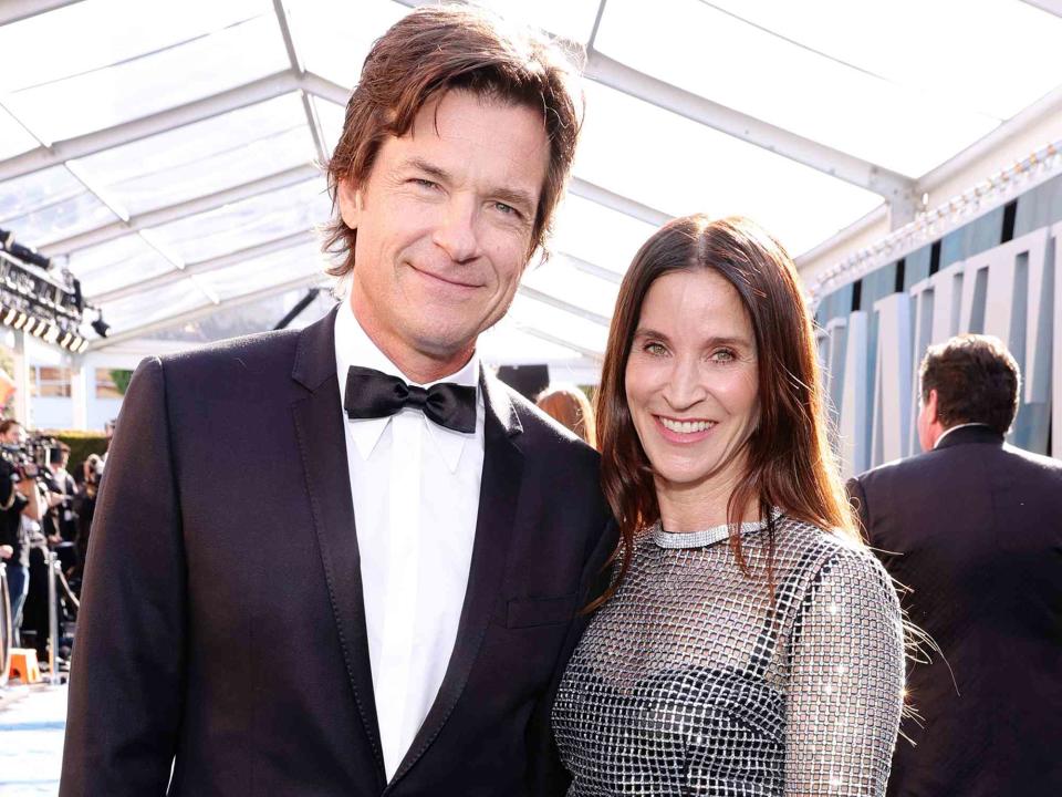 <p>Rich Fury/VF22/Getty</p> Jason Bateman and Amanda Anka attend the 2022 Vanity Fair Oscar Party on March 27, 2022 in Beverly Hills, California.