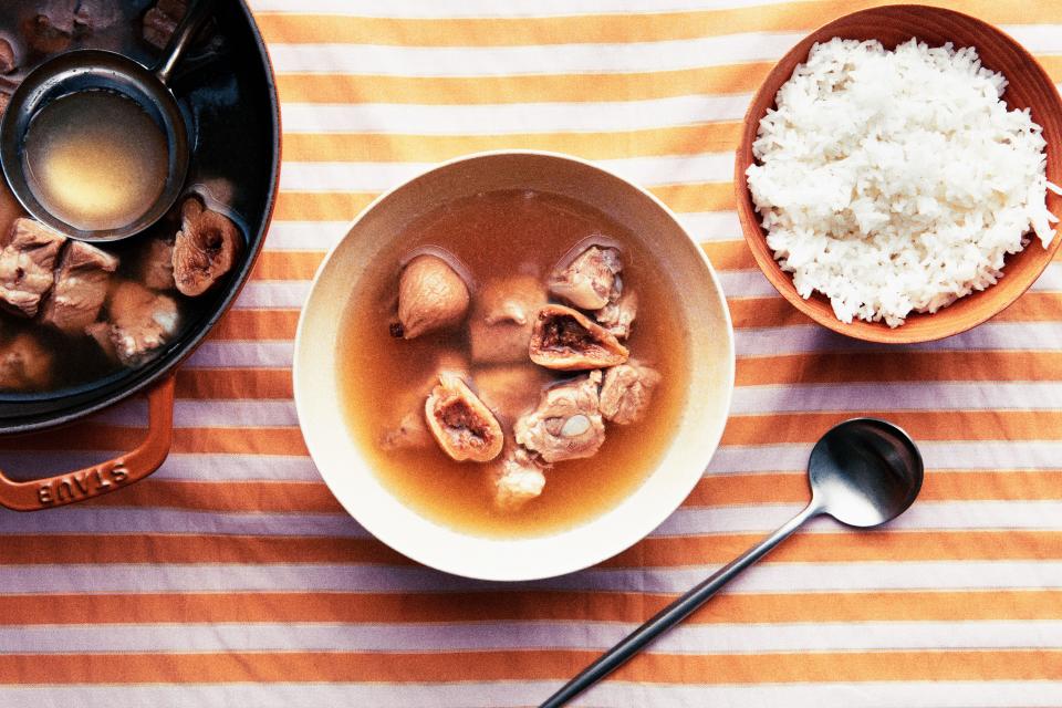 Pork Rib Soup With Figs