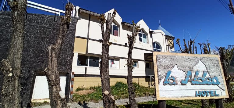 Hotel La Aldea, en el Chaltén. Cerrado desde 2016.