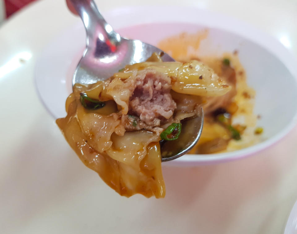 hai fan tian - chili oil dumplings