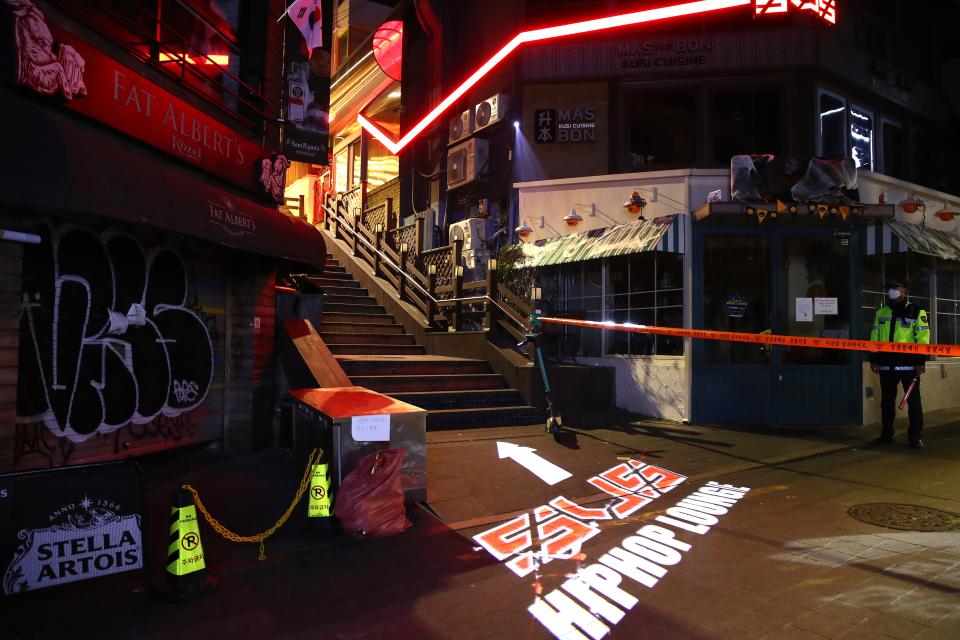 Nearly empty Itaewon district during Halloween day on 31 October 2022 in Seoul, South Korea (Getty Images)