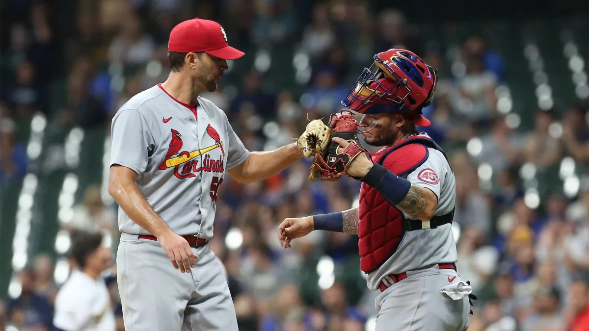 Cards duo Wainwright, Molina keep chasing history in opener