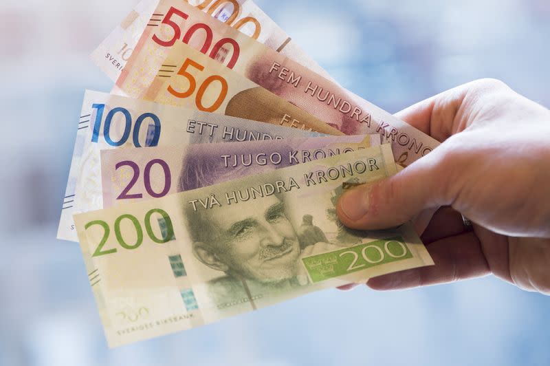 FILE PHOTO: New Swedish Krona banknotes