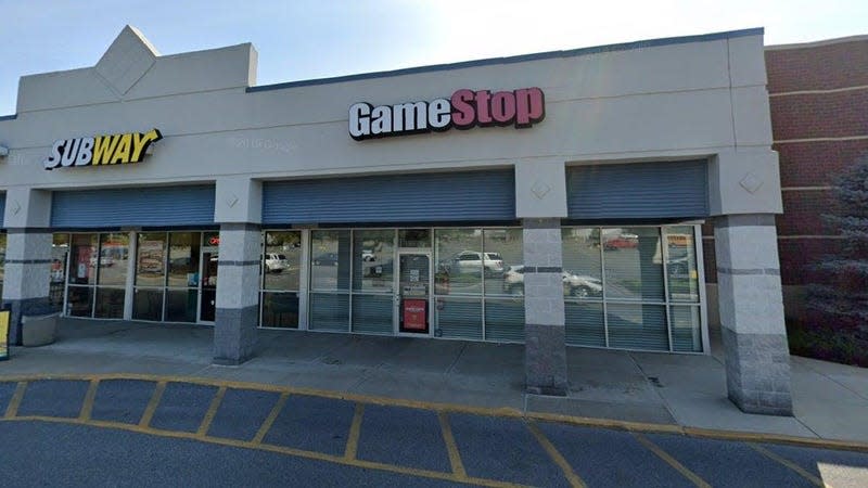 A Google street view shows the front of the Easton, PA GameStop.