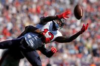 FILE PHOTO: Houston Texans wide receiver Bruce Ellington (12) makes the catch under pressure from the New England Patriots defense in the second half at Gillette Stadium in Foxborough, MA, U.S., September 24, 2017. USA TODAY Sports/David Butler/File Photo