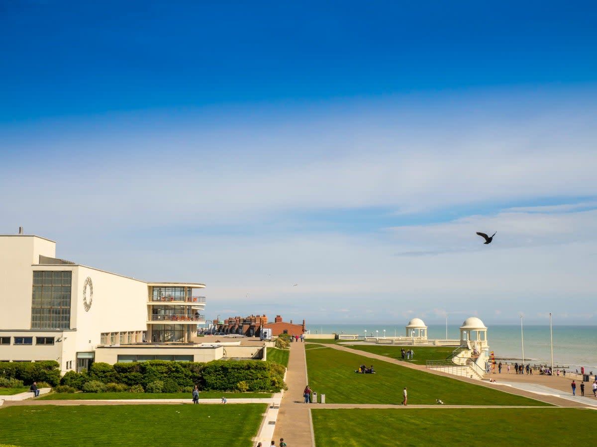 The modernist style of the De La Warr contrasts wonderfully with the natural beauty of the coastline (Burst Photos)