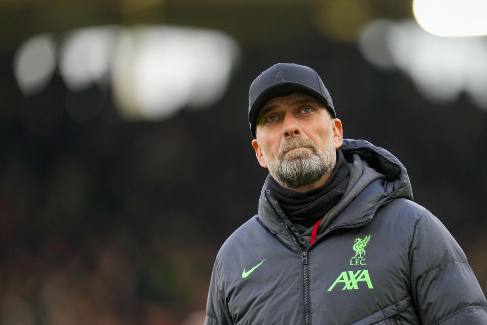 Liverpool's manager Jurgen Klopp looks on during the warm up before the English Premier League soccer match between Fulham and Liverpool at Craven Cottage stadium in London, Sunday, April 21, 2024. (AP Photo/Kirsty Wigglesworth)