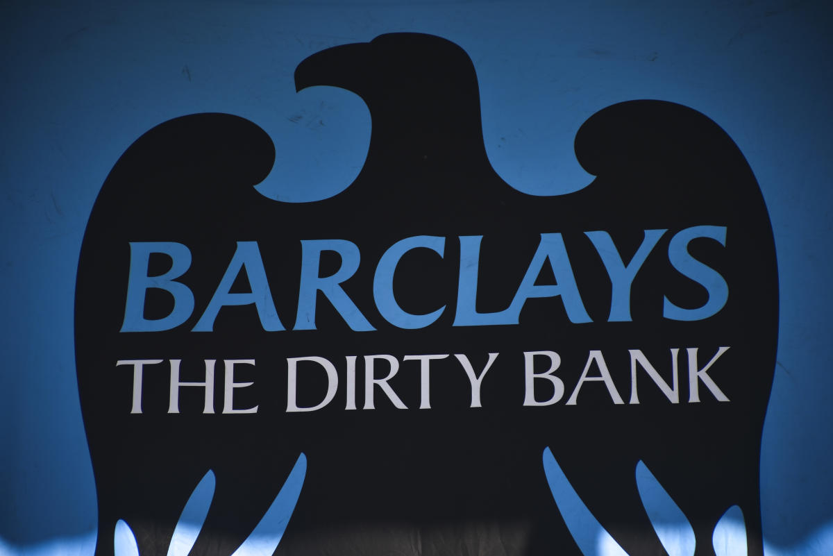 Major Barclays investor Jupiter to back climate resolution