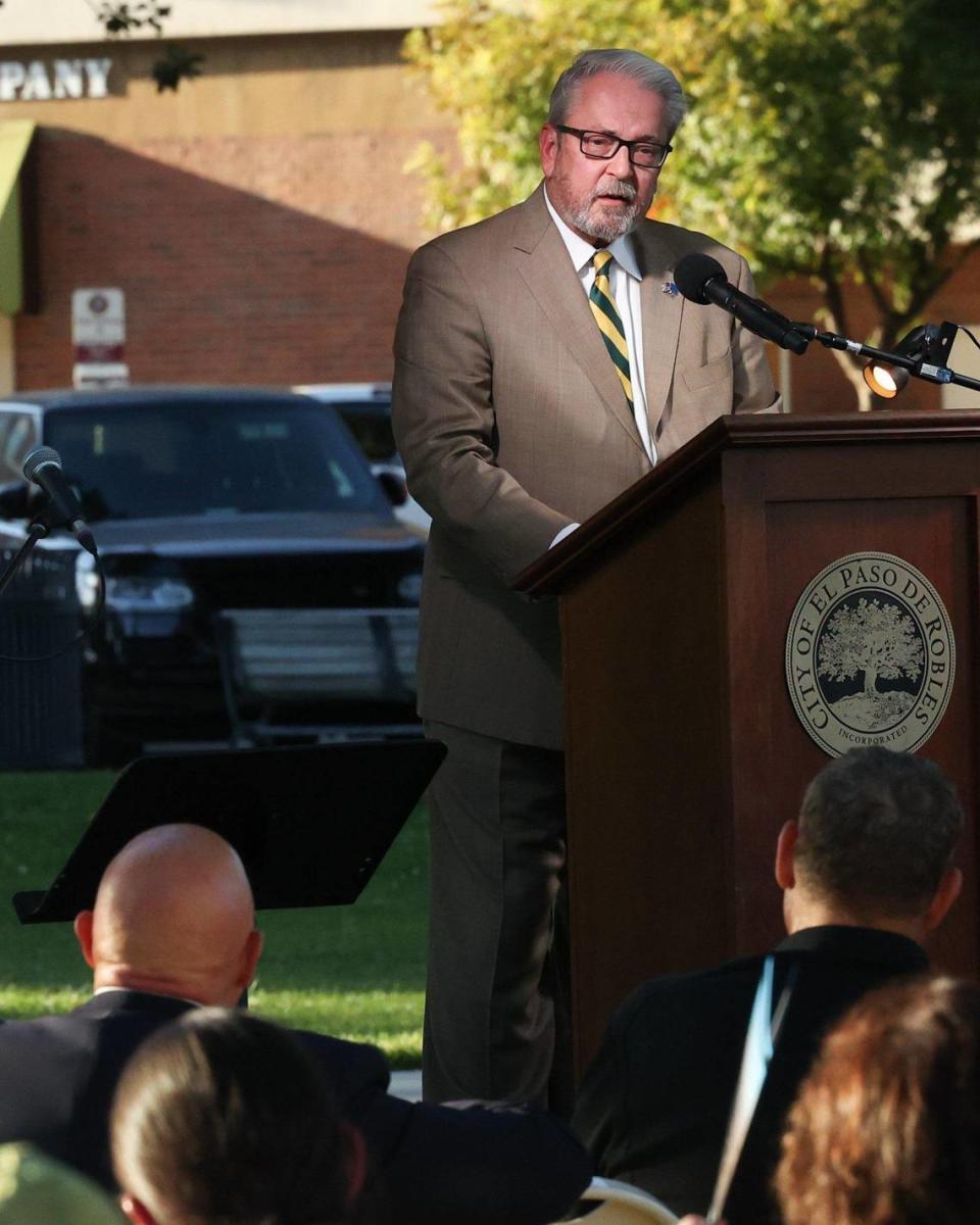 William Britton, vice president of information technology at Cal Poly, talks about efforts to designate Paso Robles Airport as a Spaceport, an effort championed Steve Martin, during a memorial for Paso Robles late mayor at the Downtown City Park on Sept. 27, 2023.