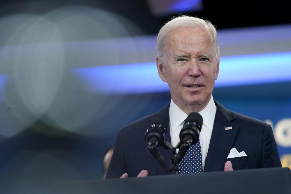 Republicans hope they can pin the blame for inflation on President Biden, though the data shows that which party is in the White House doesn’t make that much of a difference to the rate of inflation. <a href="https://newsroom.ap.org/detail/Biden-JunkFees/3b56f3bed2614aac9212c3ef7d923bb7/photo?Query=inflation&mediaType=photo&sortBy=arrivaldatetime:desc&dateRange=Anytime&totalCount=8239&currentItemNo=25" rel="nofollow noopener" target="_blank" data-ylk="slk:AP Photo/Patrick Semansky;elm:context_link;itc:0;sec:content-canvas" class="link ">AP Photo/Patrick Semansky</a>