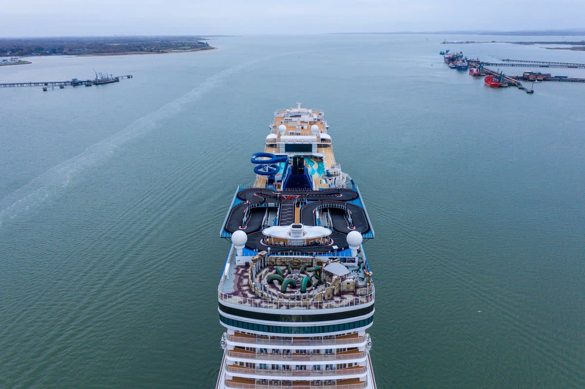 Cruise worker charged with assault after the ship attack in Alaska (Getty Images)