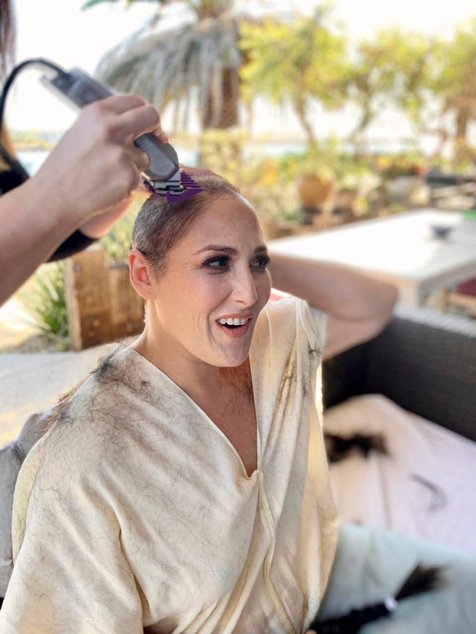 ricki lake shaved head